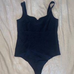 BLACK BODYSUIT